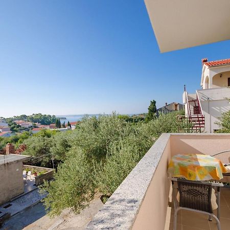 Apartments Blazenka Banjol ภายนอก รูปภาพ